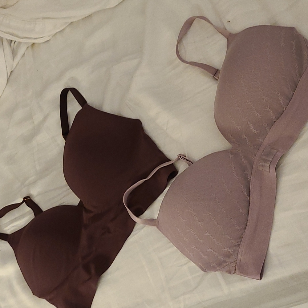Victoria Secret wireless push up bras